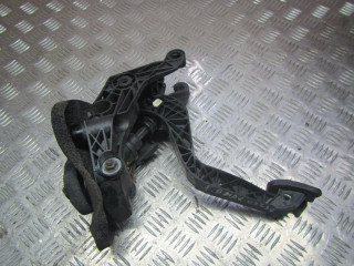 педаль сцепления Ford B-max 1 поколение 2012, 1.4 л., бензин, МКПП, минивэн, AY117B633AB