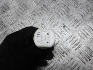 датчик температуры в выпускном коллекторе Mercedes-Benz E-Класс W211/S211 [рестайлинг] 2006, A2118300572