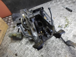 узел педальный (блок педалей) Volkswagen Transporter T4 1992, 2.4 л., дизель, МКПП, микроавтобус