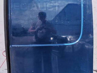 дверь задняя распашная правая Renault Kangoo 2 поколение 2009, 1.5 л., K9K 608, дизель, 5МКПП, фургон