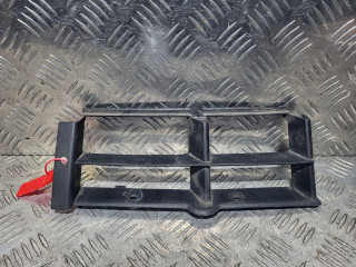 заглушка (решетка) в бампер BMW 5 серия E39 2000, 2.0 л., дизель, МКПП, седан, 511182356739