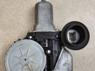 моторчик стеклоподъемника передний правый Infiniti QX60 L50 2014, 3.5 л., VQ35DE, бензин, АКПП, чёрный, внедорожник 5 дв., полный привод, 807503JA0A