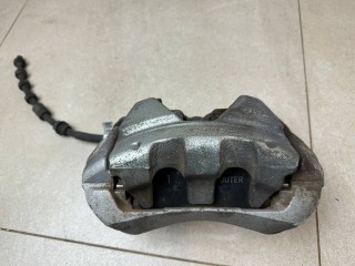 суппорт передний правый Land Rover Range Rover Evoque L551 2020, 2.0 л., бензин, АКПП, белый, внедорожник 5 дв., полный привод, правый руль, LR091302