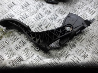 педаль Audi TT 8N 1998, 1.8 л., бензин, МКПП, купе, 1J1721503J