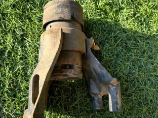 подушка крепления двигателя Infiniti QX60 L50 2014, 3.5 л., VQ35DE, бензин, АКПП, чёрный, внедорожник 5 дв., полный привод, 113203JA0