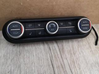 блок управления печки / климат-контроля Alfa Romeo 2018, 2.0 л., бензин, АКПП, полный привод, 01561390670