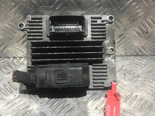 блок управления двигателем Opel Zafira 1 поколение (A) 2000, 2.2 л., Z 22 SE, бензин, 5МКПП, минивэн, 09391283