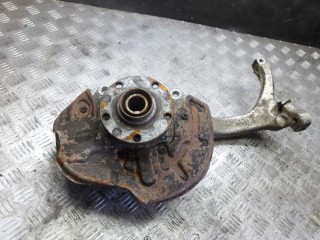 ступица передняя правая Audi A4 B6 2003, 2.5 л., дизель, АКПП, универсал