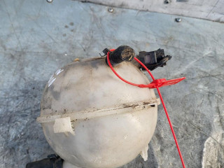 бачок расширительный Volkswagen Polo 5 поколение 2009, 1.6 л., бензин, 5МКПП, хетчбэк 5 дв., 6Q0121407