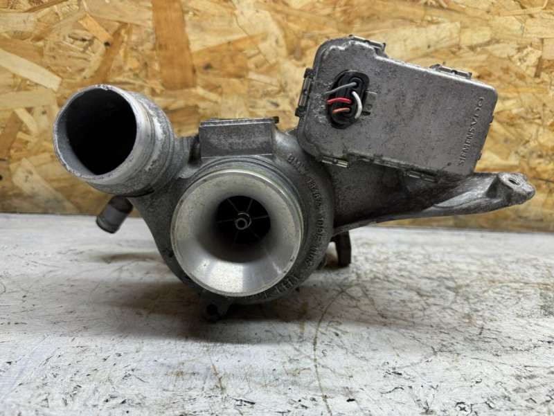 турбина BMW 1 серия F20/F21 2013, 2.0 л., дизель, A2C53376673, 78123210 - фото №1