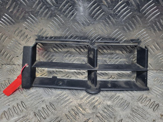 заглушка (решетка) в бампер BMW 5 серия E39 1999, 2.0 л., дизель, МКПП, седан, 8235673, 511182356739