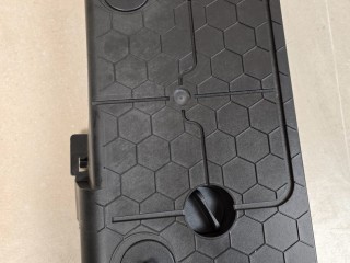 крышка блока предохранителей Alfa Romeo 2017, 2.0 л., бензин, АКПП, серый, полный привод, 156110385