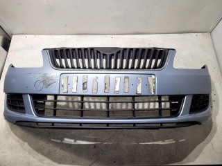 бампер передний Skoda Fabia 2 поколение [рестайлинг] 2011, 1.2 л., бензин, МКПП, серебристый, 5J0807221D