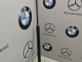 амортизатор крышки багажника (3-5 двери) BMW 2 серия Active Tourer F45 2015, 1.5 л., B38 A15 A, бензин, 7300791