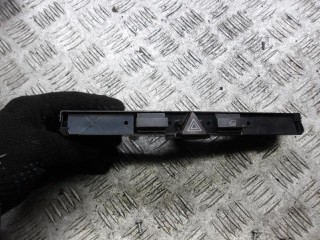 кнопка аварийной сигнализации Opel Zafira 2 поколение (B) 2005, 1.9 л., дизель, МКПП, минивэн, 13100105