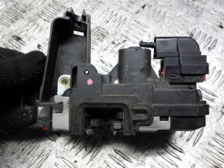 замок двери задней правой Opel Zafira 2 поколение (B) 2006, 1.9 л., дизель, МКПП, минивэн, 13210737