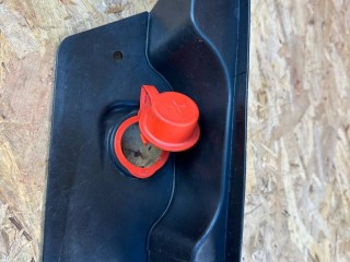 крышка аккумулятора BMW X2 F39 2021, 1.5 л., B38 B15 A, бензин, АКПП, 51717290727