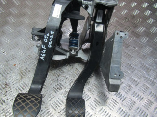 узел педальный (блок педалей) Audi A6 C5 [рестайлинг] 2005, 2.7 л., дизель, МКПП, универсал, 4F1721117B