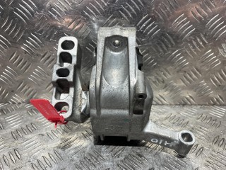 подушка крепления двигателя Volkswagen Tiguan 1 поколение [рестайлинг] 2012, 2.0 л., CCZA, бензин, АКПП, внедорожник 5 дв., 5N0199262K