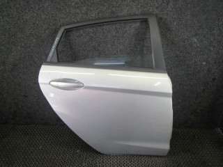 дверь задняя правая Ford Fiesta 6 поколение [рестайлинг] 2014, 1.3 л., бензин, МКПП, хетчбэк 5 дв.