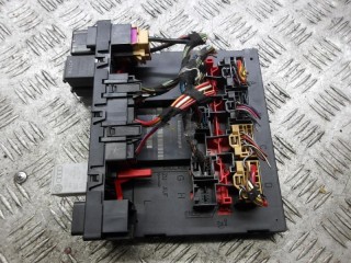 блок предохранителей Volkswagen Golf 4 поколение 2005, 1.4 л., бензин, МКПП, хетчбэк 5 дв., 3C0937049AG