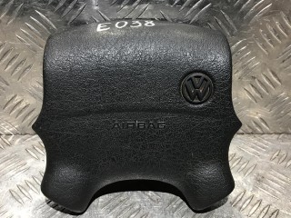 подушка безопасности водителя Volkswagen Golf 3 поколение 1996, 1.8 л., бензин, МКПП, хетчбэк 5 дв.