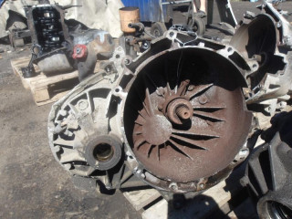 КПП механическая (МКПП) Ford Transit 5 поколение 2002, 2.0 л., дизель, МКПП