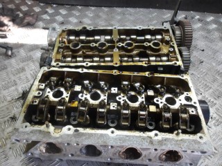 головка блока цилиндров Volkswagen Caddy 3 поколение 2005, 1.4 л., бензин, МКПП, минивэн, 036103373AK