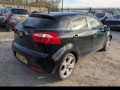 крышка багажника (дверь 3-5) Kia Rio 3 поколение 2012, 1.4 л., G4FA, бензин, МКПП, хетчбэк 5 дв. - фото №8