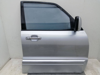 дверь передняя правая Mitsubishi Pajero 3 поколение [рестайлинг] 2004, внедорожник 5 дв.