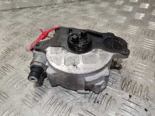 насос вакуумный Skoda Octavia 2 поколение (A5) [рестайлинг] 2009, 1.6 л., CAYA, дизель, 5МКПП, хетчбэк 5 дв., 03L145100