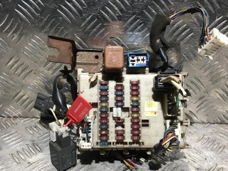 блок предохранителей Nissan Primera P12 2003, 2.2 л., дизель, МКПП, 24350AV700