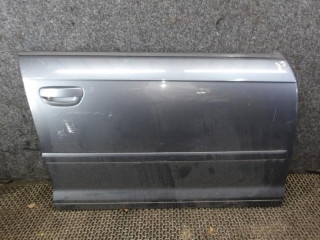 дверь передняя правая Audi A3 8P 2005, 2.0 л., бензин, МКПП, хетчбэк 5 дв.