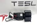 блок управления стеклоподъемниками Tesla Model Y 1 поколение (2020 - 2026), 1081037-02-G - фото №2