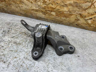 подушка крепления КПП Chevrolet Cruze 1 поколение 2011, 1.6 л., бензин, АКПП, 13248552