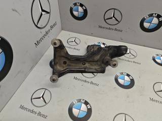 кронштейн насоса пневмоподвески Mercedes-Benz S-Класс W220 [рестайлинг] 2004