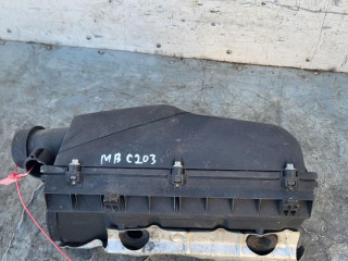 корпус воздушного фильтра Mercedes-Benz C-Класс W203/S203/CL203 2002, 2.2 л., дизель, 6МКПП, черный, универсал