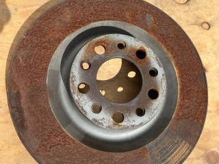 диск тормозной Alfa Romeo Stelvio 1 поколение 2018, 2.0 л., АКПП, серый, внедорожник 5 дв., полный привод, 50571045