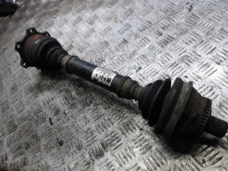 полуось передняя правая (приводной вал, ШРУС) Audi A6 C5 [рестайлинг] 2004, 3.0 л., бензин, АКПП, универсал, 4B0407272F