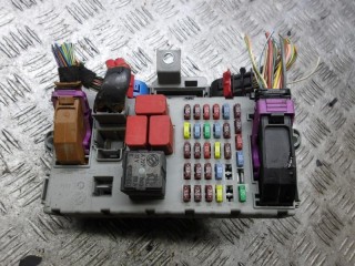 блок предохранителей Citroen Jumper 2 поколение 2008, 2.2 л., дизель, МКПП, микроавтобус, 504440280101