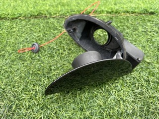 лючок топливного бака Maserati Quattroporte 6 поколение [рестайлинг] 2019, 3.0 л., бензин, АКПП, чёрный, седан, задний привод, 670003390