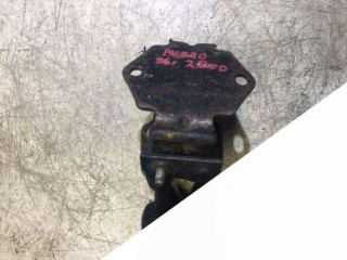 подушка крепления двигателя Mitsubishi Pajero 2 поколение 1996, 2.8 л., дизель, ML132720