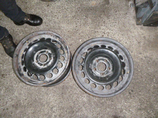 диск штампованный Audi A4 B7 2008, 7J16H2