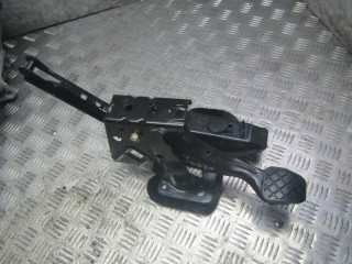 педаль тормоза Volkswagen Golf 4 поколение 2002, 1.6 л., бензин, МКПП, хетчбэк 5 дв.