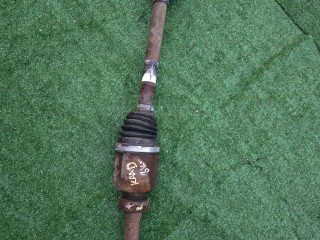 полуось передняя правая (приводной вал, ШРУС) Renault Duster 1 поколение 2014, АКПП, серый, 391004855