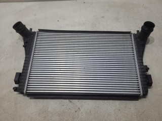 интеркулер Skoda Octavia 2 поколение (A5) [рестайлинг] 2012, 2.0 л., CFHC, дизель, МКПП, серебристый, хетчбэк 5 дв., 1K0145803BN