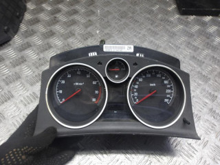 щиток приборов (приборная панель) Opel Astra H 2007, 1.8 л., бензин, МКПП, кабриолет, 13225978