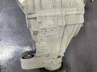 редуктор заднего моста Maserati Levante 1 поколение 2017, 3.0 л., бензин, АКПП, белый, внедорожник 5 дв., полный привод, 06700376850