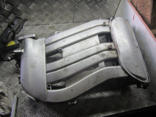 коллектор впускной SEAT Leon 1 поколение 2003, 2.3 л., бензин, 071133203A