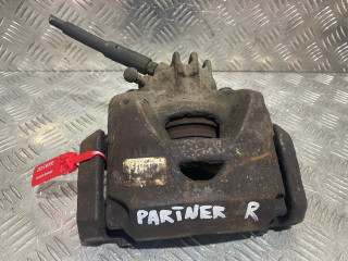 суппорт передний правый Peugeot Partner 2 поколение (B9) [рестайлинг] 2013, 1.6 л., дизель, 5МКПП, фургон